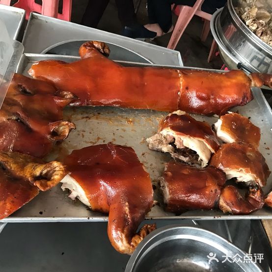 兴开乳猪饭店
