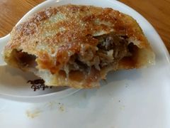 牛肉圆葱馅饼-杨妈妈粥店(滑翔路店)