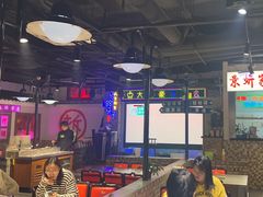-马路牙子烧烤音乐酒馆(望京店)