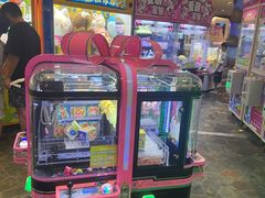 -反斗乐园π·电玩·高空拓展·蹦床(龙华天虹店)
