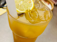 -锅飘飘·东北铁锅炖(雨花客厅店)