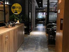 大堂-严厨老坛酸菜鱼(吴江万宝店)