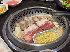 -木槿花韩式炭烤·熟成肉工坊(孙文东路店)