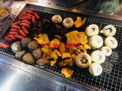 -马路牙子烧烤音乐酒馆(望京店)