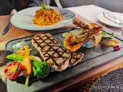 炭火直扒澳洲西冷-Kathleen's Waitan 凯圣琳江景西餐厅(外滩店)