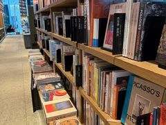 -茑屋书店(天目里店)