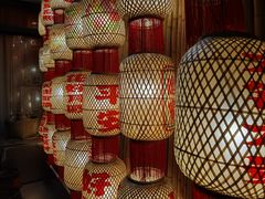 -郭婆婆疯子鸡·土货江湖菜馆