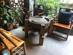 -群贤毕至