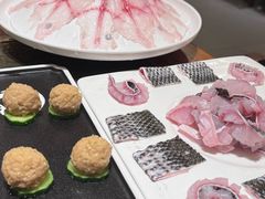 -景明轩•养生酸汤鱼火锅 云贵鲜菌 现舂野果酸汤(王寨小区店)