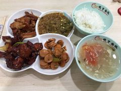 -晓宇盒饭(民安街店)