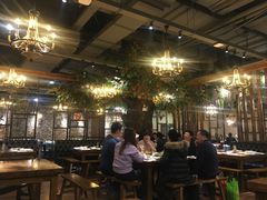 大堂-宝燕海货工场(长江国际店)
