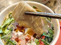 -渝大狮毛肚老火锅(巴中店)