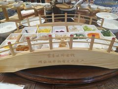 -香麒园·过桥米线·南湖雅宴
