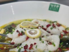 -绿草地·湘菜(7mall店)