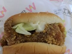 香辣鸡腿汉堡-华莱士·全鸡汉堡(五号路店)