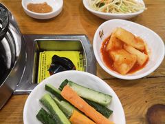 -喇喇排骨火锅·传统韩式脊骨汤(望京西园总店)