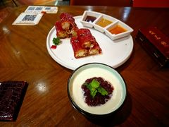 红米脆皮鲜虾肠-蝴蝶里·粤菜·点心(龙湖杭州金沙天街店)
