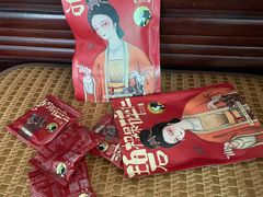 -茶理宜世(岭南站NOVA店)