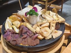 -一朵菌·野生菌探索家火锅(南亚店)