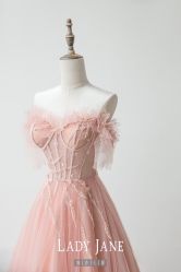 -Lady  Jane高端婚纱礼服馆