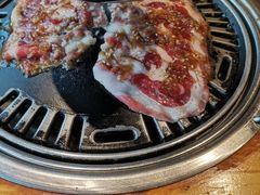 精品牛五花-唯成•韩国炭火烤肉 유성고기