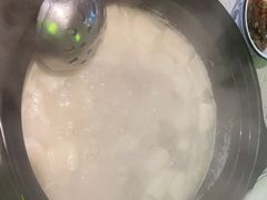 竹笙王猪肚鸡-顺德公广东猪肚鸡·煲仔饭(白石洲店)