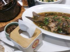 -梅利汴京烤鸭•开封豫菜地标店(东大街店)