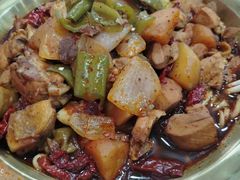 -牛一嘴·兰州牛肉面·大盘鸡(财富中心店)