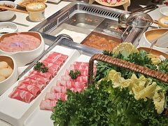 -海底捞火锅鲜切牛肉主题店(长寿路店)