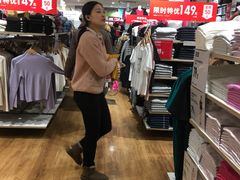 -优衣库(哈尔滨中央大街店)