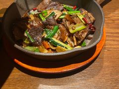 -云海肴·汽锅鸡·云南菜(天山百盛优客店)