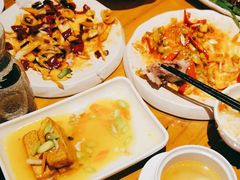 -隔壁老王·家常云南菜(花巷店)