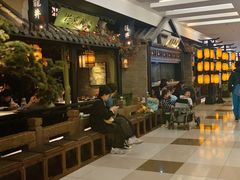 -绿茶餐厅(同成街华联店)