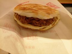 经典腊汁肉夹馍-西少爷(五道口店)