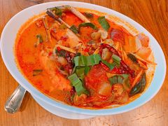 -Chom Cafe and Restaurant