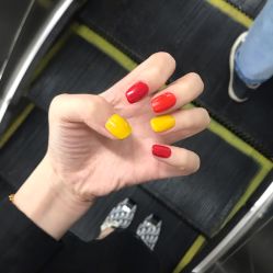 -悦指间美甲美睫