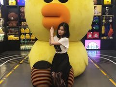 -LINE FRIENDS Garosu-gil Flagship Store