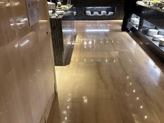 -天津梅江中心皇冠假日酒店