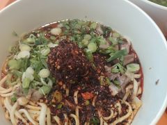 -德元兰州纯汤牛肉面(龙阳路店)