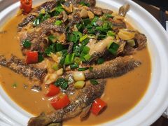 红烧杂鱼-新昌土菜馆(左于店)