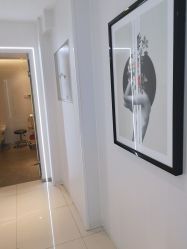 -LESSMORE科技头皮理容中心