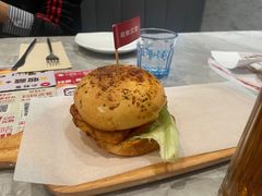-必胜客(滨江店)