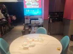 -老街烧烤大排档·地道湖北菜·龙虾馆(汉口火车站店)