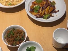 -关东小磨东北菜(上海长风大悦城店)