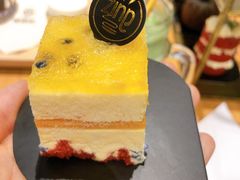 -ZING COFFEE 镜咖啡