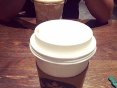 -星巴克臻选(南京金茂览秀城店)