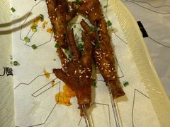 -巴厘龙虾·榜首油焖大虾(音乐学院·沿江酒馆店)