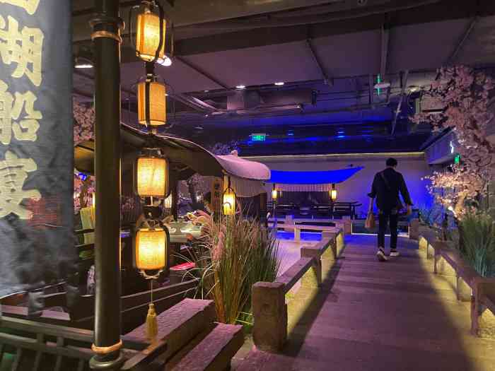 桂满陇-西湖船宴(西单大悦城店)-"看到西湖船宴就立马带孩子来品尝.