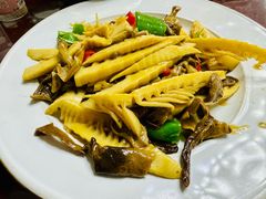 -天天向上素食餐厅(五台山店)