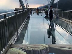 -黄腾峡天门悬廊